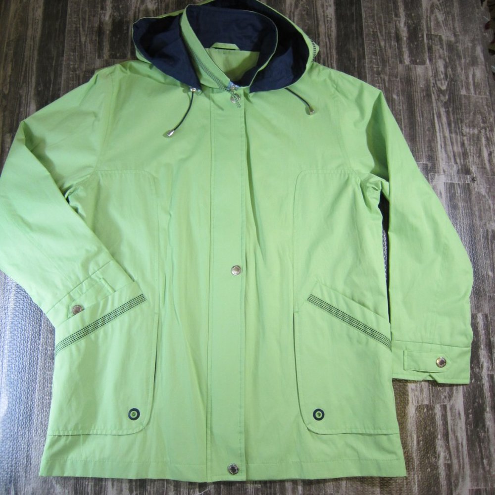 NBW Nautical Look Wind/Water Resistant Rain Jacket